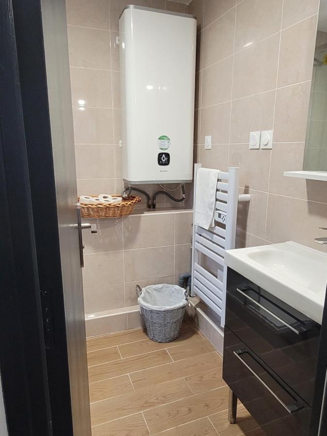 Coquet Appartement A 15Mn De Paris Et 10 Mn De Stade De France, Wifi, Netflix, Groslay Exterior foto