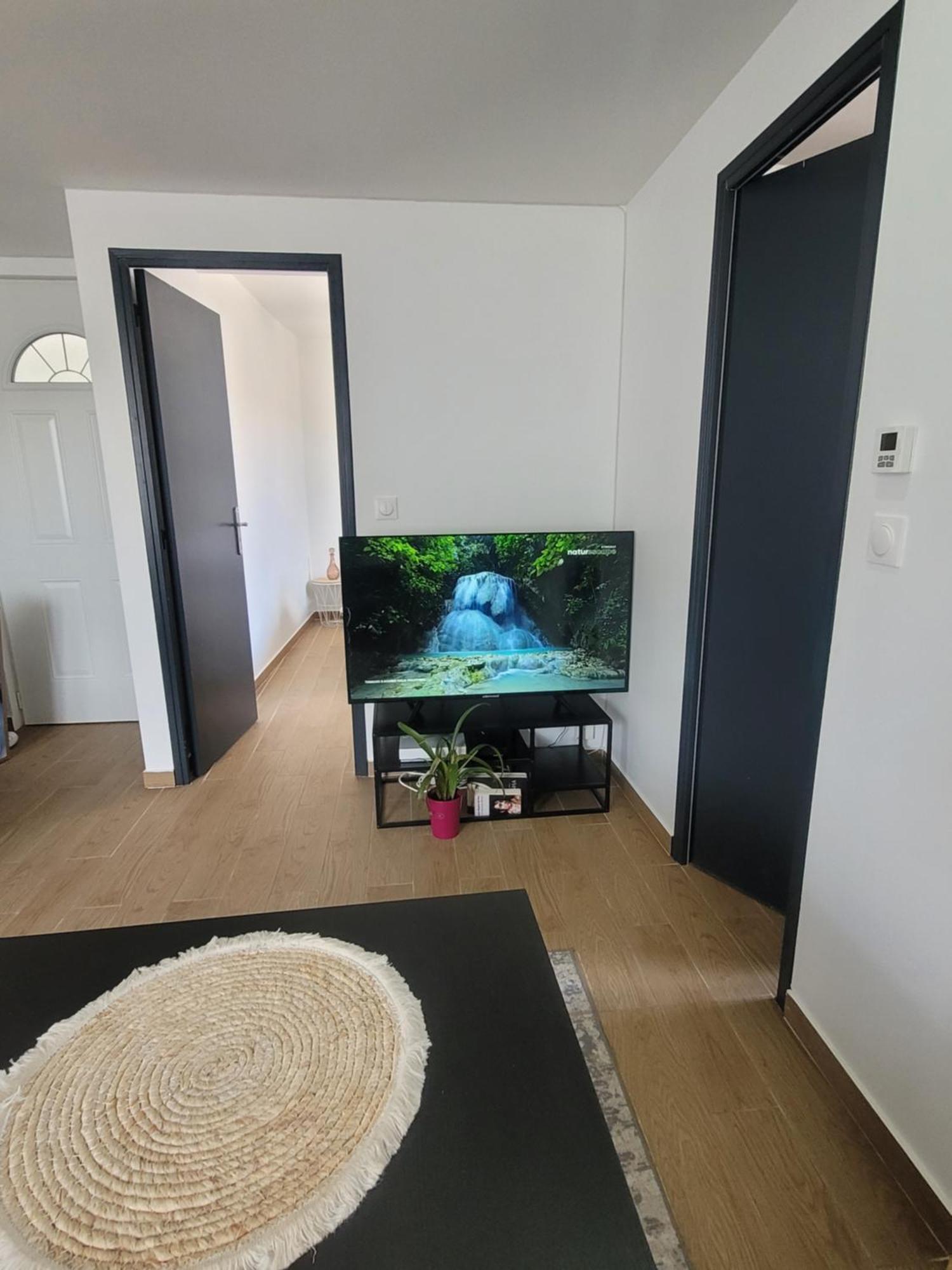 Coquet Appartement A 15Mn De Paris Et 10 Mn De Stade De France, Wifi, Netflix, Groslay Exterior foto