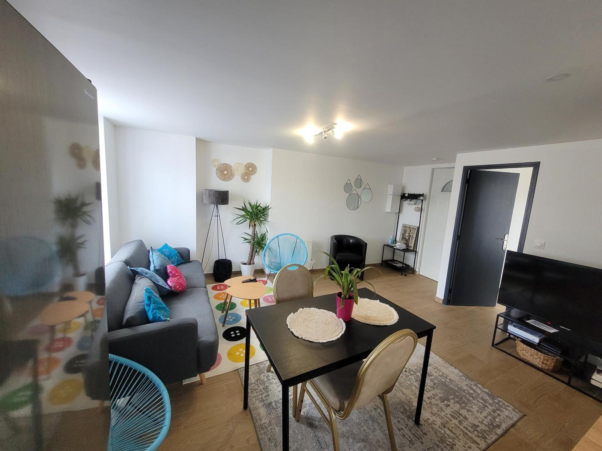 Coquet Appartement A 15Mn De Paris Et 10 Mn De Stade De France, Wifi, Netflix, Groslay Exterior foto